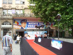 2011.07.06 Premiere _ Nichts zu verzollen, Aussenansicht_23